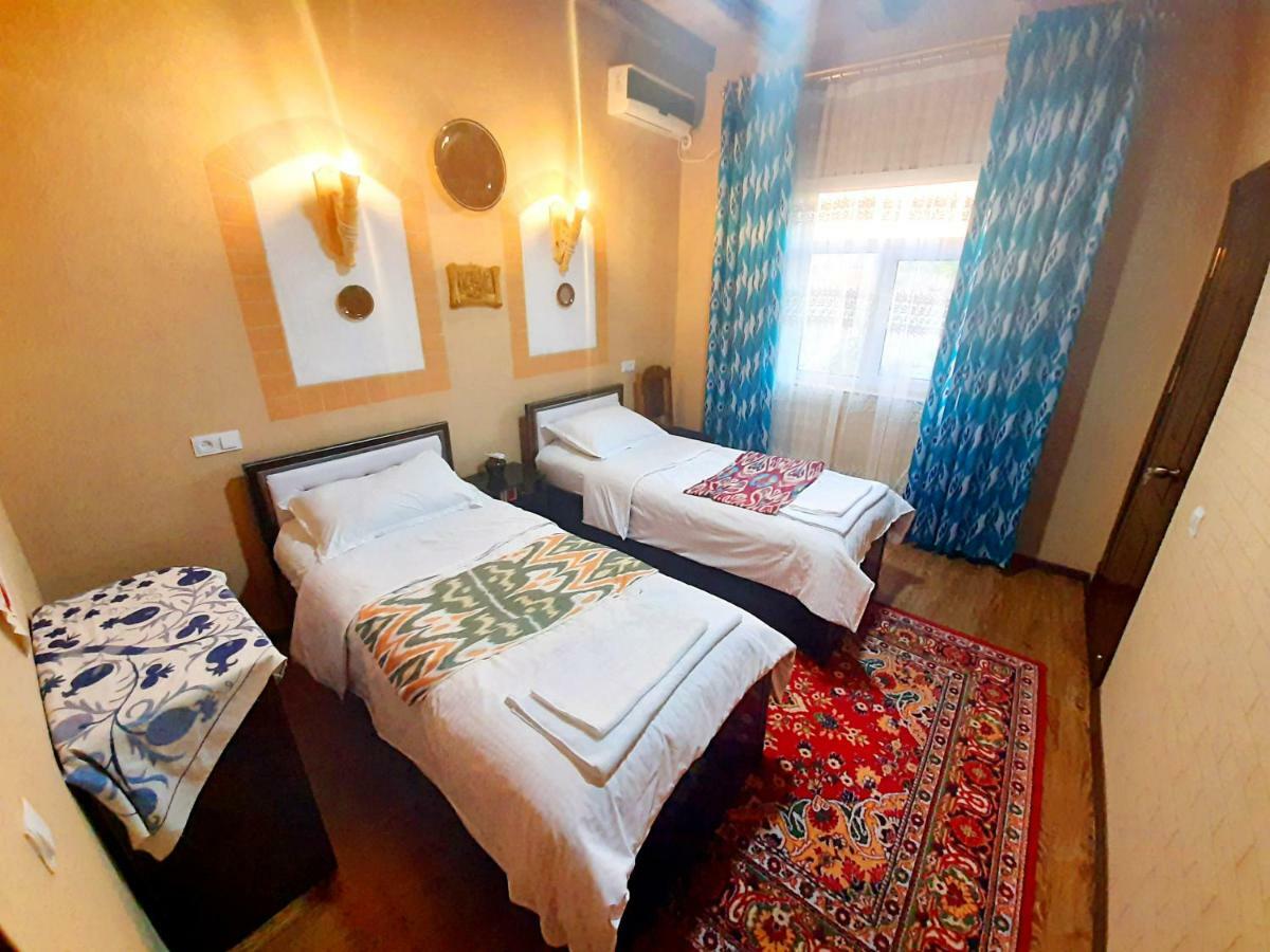 Готель Khiva Angarik Darvoza Екстер'єр фото